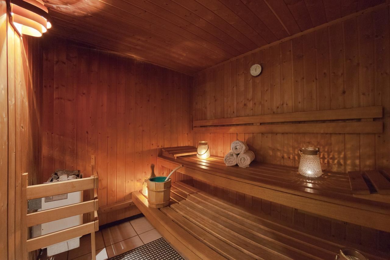 Hotel Jaskolka Ustron Bagian luar foto
