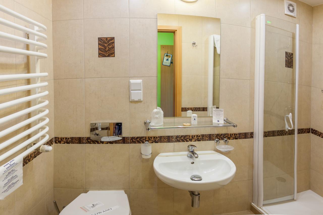 Hotel Jaskolka Ustron Bagian luar foto