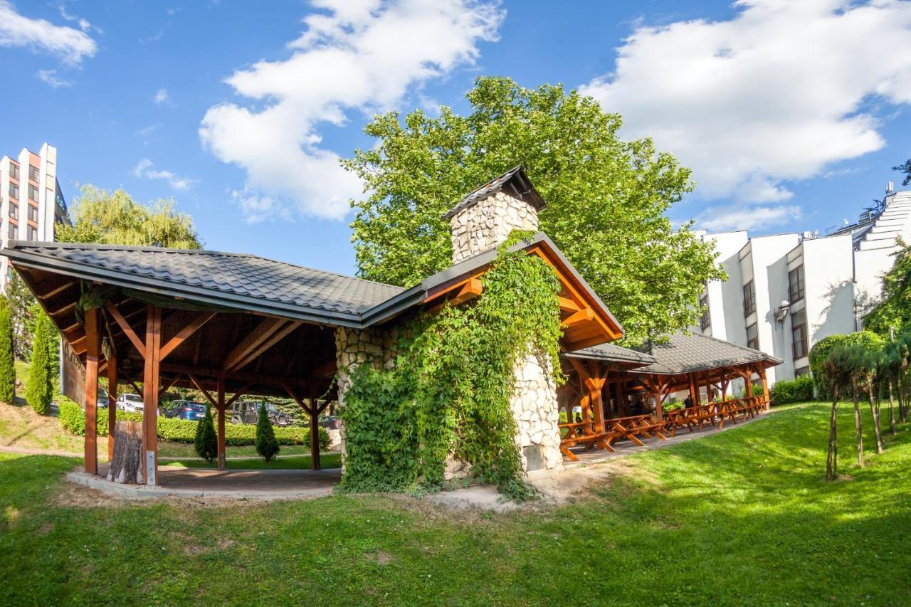 Hotel Jaskolka Ustron Bagian luar foto